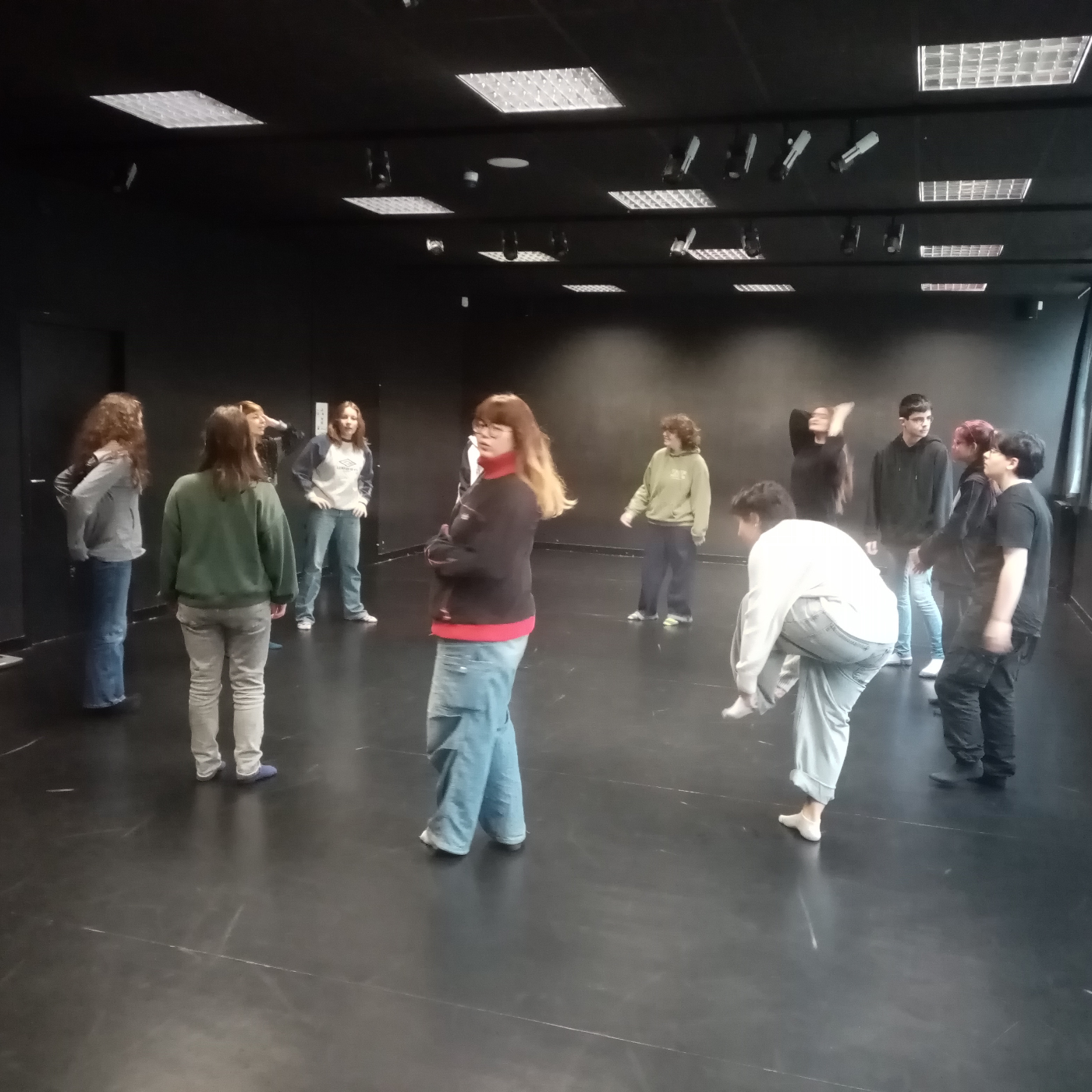 Lycée Bréquigny: à la découverte de sa section théâtre episode artwork