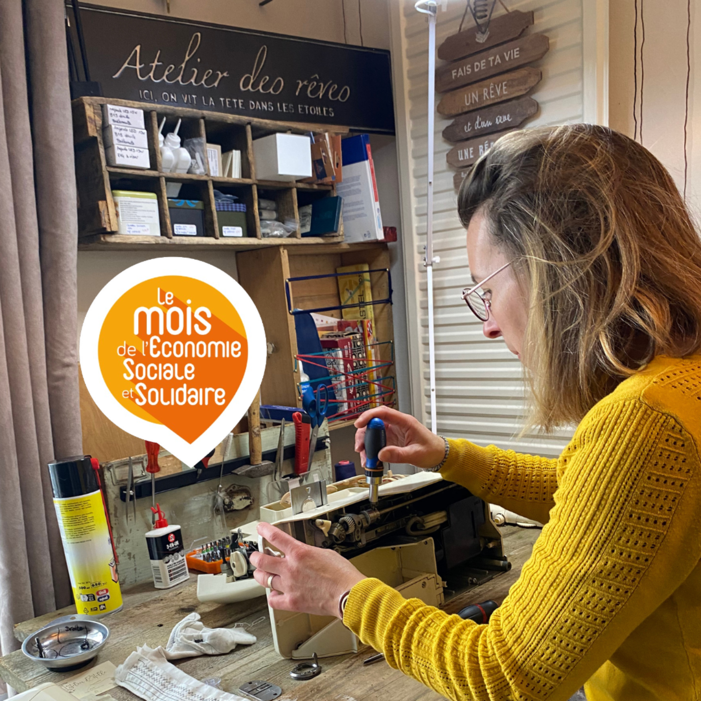 L'atelier d'Estelle accompagne le grand retour de la machine à coudre episode artwork